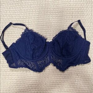 🥳 7/ $10!! Lace Underwire Bra in Navy Blue 36DD